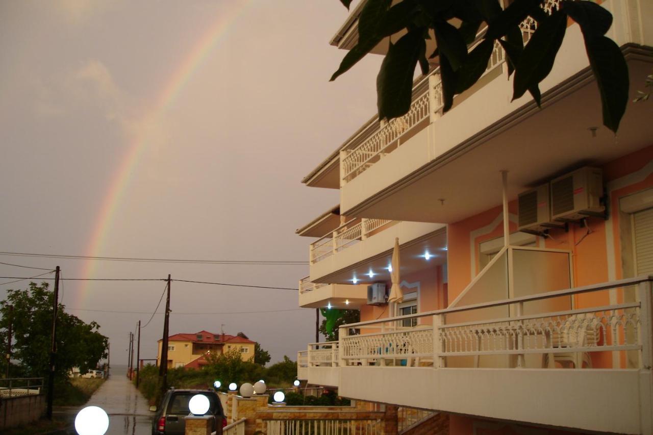 Porto Thassos Apartments & Studios Skala Potamia  Extérieur photo